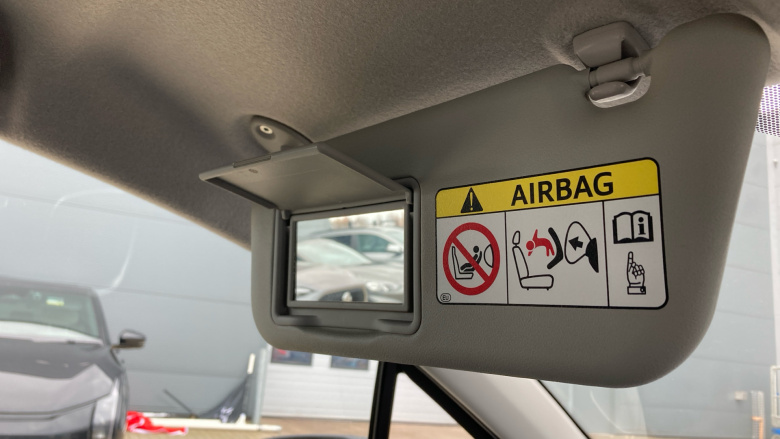 Toyota Yaris 1.0 VVT-i Icon 5dr Petrol Hatchback